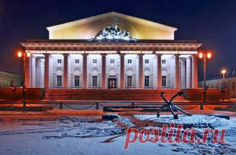 НОЧНОЙ САНКТ ПЕТЕРБУРГ