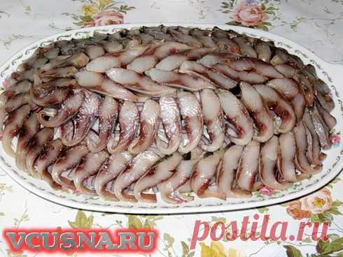 Селёдка над шубой - пошаговый кулинарный рецепт VCUSNA.RU