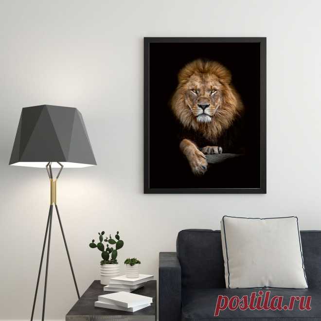 Интерьерный постер, картина для интерьера, лев в темноте