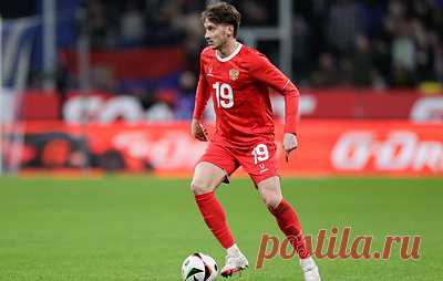 "Динамо" объявило о переходе футболиста Антона Миранчука. По данным Transfermarkt, московский клуб заплатил швейцарскому "Сьону" €2,5 млн за полузащитника