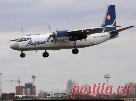 Ан-24 — турбовинтовой пассажирский самолёт для линий малой и средней протяжённости. Дальность полёта: 2000 км. Крейсерская скорость: 450 км/ч. Максимальная взлётная масса: 21 т. Оснащён двумя турбовинтовыми двигателями. Ан-24 выпускался с 1959 по 1979 год. Было выпущено более 1200 таких самолётов, 101  эксплуатируются. С начала 1960-х годов и вплоть до настоящего времени остаётся основным самолетом, летающим на местных авиалиниях в странах СНГ.