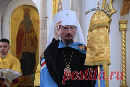 Глава белорусской церкви назвал грехом рассказы о чипировании с помощью прививок. Патриарший экзарх всея Беларуси митрополит Вениамин назвал грехом рассказы о том, что с помощью прививок от коронавируса якобы проводится чипирование населения. Он также назвал ошибочным утверждение, что принципиальный отказ от вакцинации может быть обусловлен православным вероучением.