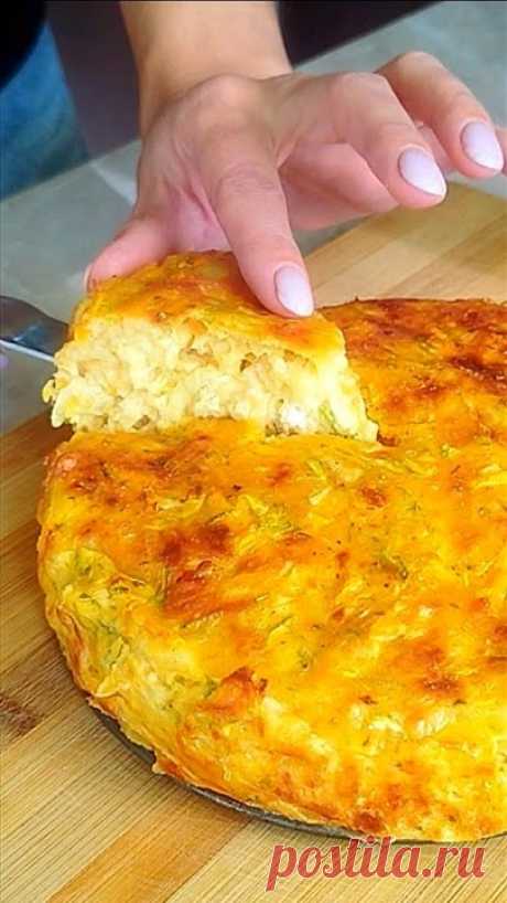 😋Zucchini mit Käse und Eiern📌 1 Zucchini📌 Salz📌 15 Minuten einwirken lassen📌 Zwiebel📌 Drücken Sie die Zucchini aus📌 Karotte📌 Käse📌 3-4 Esslöffel Sau...