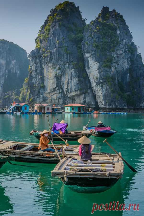 Cloud Nodes Photo - Halong Bay, Vietnam 471539992480396
