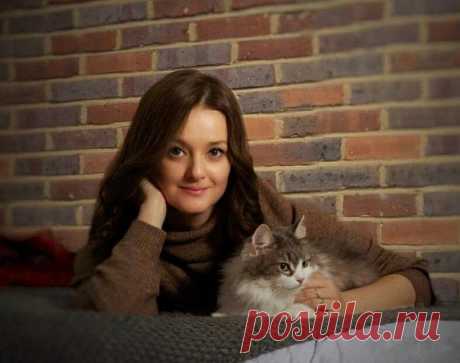 Пользовалась маслом и маской, но волосы стали хуже — рассказываю о частых ошибках в уходе за волосами
Добрый день, дорогие читатели! Меня зовут Олеся, и я рада видеть вас на моем канале! Сегодня в эфире: ТОП частых ошибок в уходе за волосами. Для тех, кто не знаком со мной, рассказываю — я парикмахер с пятилетним стажем, а так же технолог по реконструкции волос. Работаю с женской аудиторией, создаю красивые и современные окрашивания, […]
Читай пост далее на сайте. Жми ⏫ссылку выше