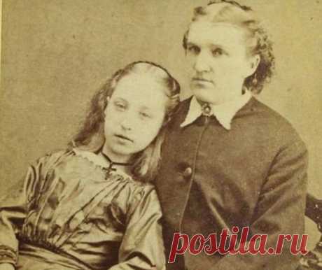 Зачем в Викторианскую эпоху фотографировались с умершими как с живыми