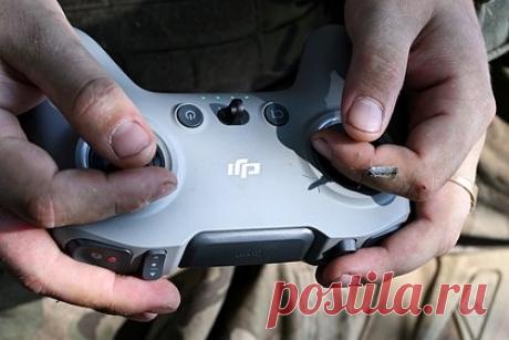 В зоне СВО испытали проводное управление дроном