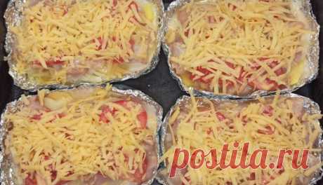 Куриное филе"Сюрприз" с картошкой и сыром
