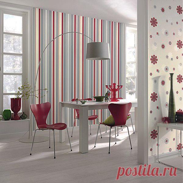 Как внести гармонию в комнату с контрастными обоями 
 

Сегодняшний ассортимент обоев поражает воображение. И, тем не менее, одни нам нравятся больше, другие - меньше, а какие-то - мгновенно очаровывают.

 

В чем причина их притягательности? Оттенок или сочетание цветов, рисунок или текстура - любая характеристика может оказаться показаться невероятно привлекательной.

 

Мужчинам это практически не свойственно, а вот женщинам - довольно часто