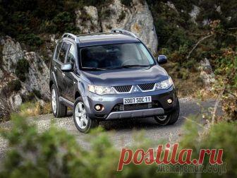 Вперёд, на баррикады: покупаем Mitsubishi Outlander II за 700 тысяч Можно ли брать подержанный Outlander с вариатором? Ограничивать ли выбор только рядными 