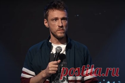 Участник Stand Up на ТНТ рассказал о жизни с неизлечимой болезнью