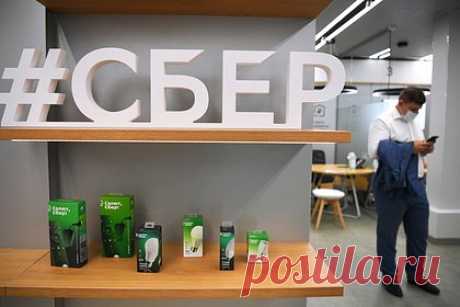 В Сбере рассказали о годе жизни под санкциями. Старший вице-президент Сбера Руслан Вестеровский рассказал, как банк провел прошедший год после введения обширных санкций. Он отметил, что активы блока «Управление благосостоянием» в 2022 году уменьшились. При этом число клиентов блока за год выросло. Активнее всего люди пользовались «СберСтрахованием».