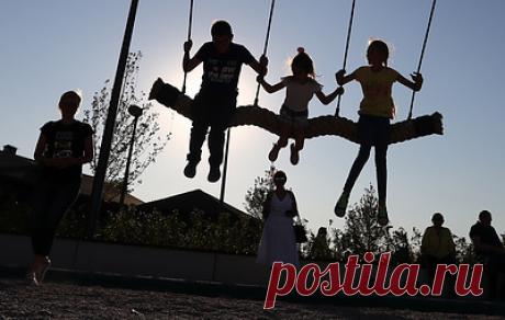 Более 4,5 тыс. многодетных семей Кубани получили региональный маткапитал с начала года. Выплату ежегодно индексируют, сообщил губернатор Вениамин Кондратьев