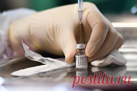 Оценена опасность вакцин Pfizer и Moderna для здоровья. Американские исследователи на данных о здоровье 12 миллионов пациентов проанализировали, опасны ли вакцины Pfizer и Moderna для здоровья — и не обнаружили от них серьезных последствий. При этом ученые предупреждают о повышенном риске миокардита после вакцинации для молодых людей.