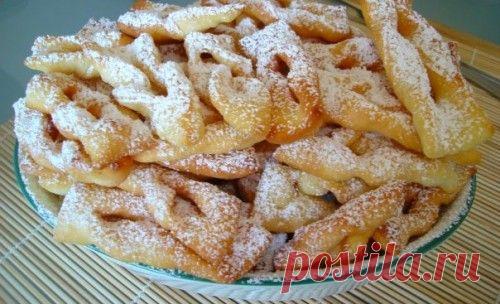 Хворост: лучшие рецепты любимого десерта - rastimul.com.ua