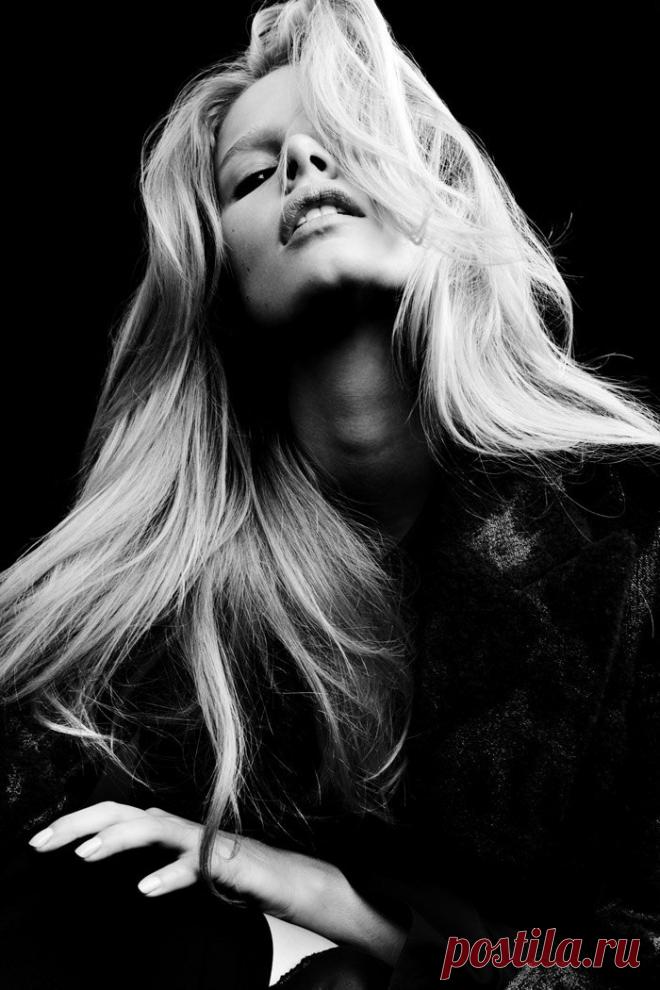 Марло Хорст (Marloes Horst) в фотосессии Билли Кидда (Billy Kidd) для журнала Oyster (осень 2012)