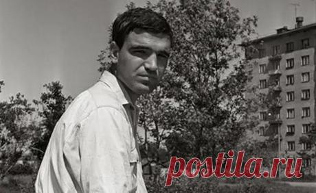 Так что нам, 50 летним, повезло. Мы знаем людей, которых не знает молодежь. Которую обокрали.. - Приколисты - медиаплатформа МирТесен