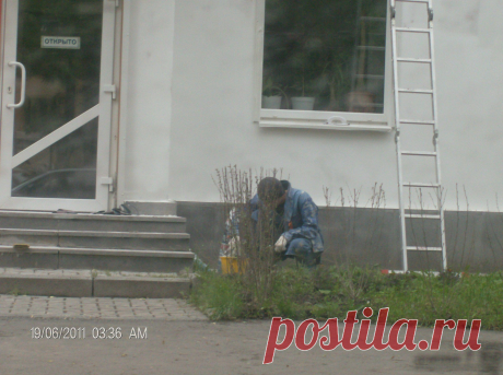 куда не глянь . везде в России работают только таджики