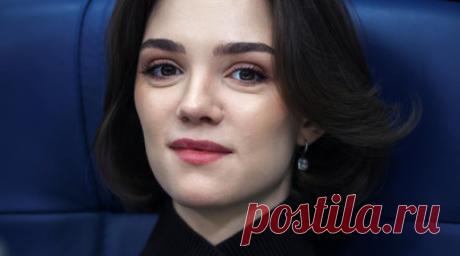 Тарасова: Медведева очень надёжный, искренний и правильный человек. Заслуженный тренер СССР Татьяна Тарасова поздравила серебряную призёрку Олимпийских игр Евгению Медведеву с днём рождения. Читать далее