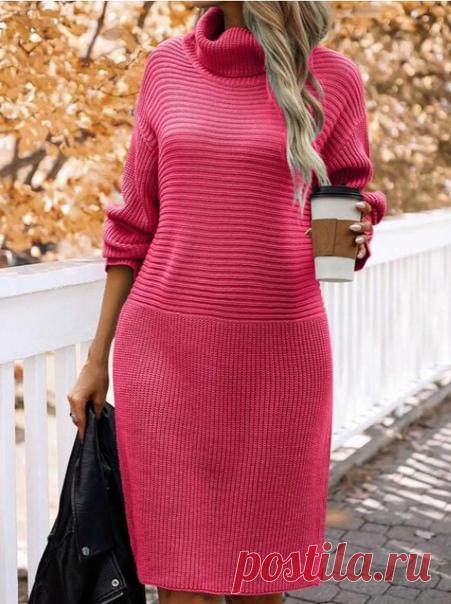Запись на стене Платье-свитер, новинка каталога Shein, бренд Clasi Платье очень красивого ягодного цвета, вяжется максимально просто, а смотрится очень красиво. Перед и спинка - прямоугольники, вяжется только плечевой скос и круглый вырез горловины. По бокам сделаны разрезы. Воротник - объемный гольф.Низ платья (юбка), рукава и воротник-гольф связаны полупатентной резинкой. А верхняя часть переда и спинки - горизонтальный узор: чередуются 4 ряда лиц...