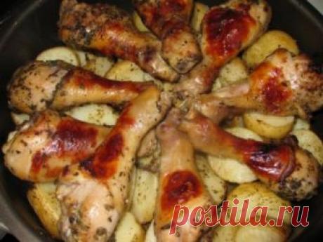 Как приготовить куриные голени с картошкой в духовке: 6 рецептов - Onwomen.ru