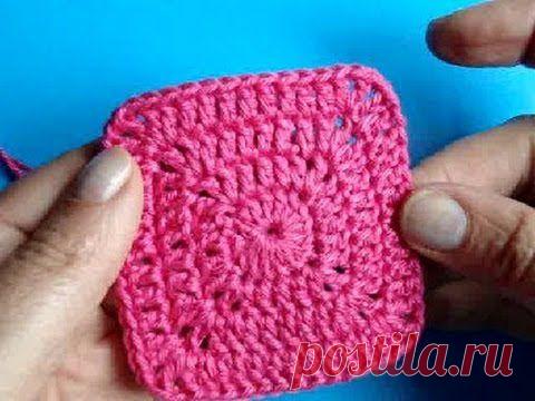 Начинаем вязать – Видео уроки вязания » Начинаем вязать крючком – Видео урок вязания №202 – “Квадратный мотив из столбиков с одним накидом – 4 способ”