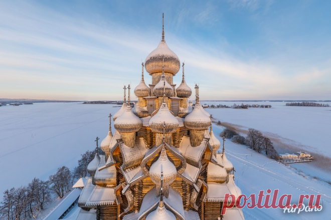 Кижи зимой. Карелия, Россия