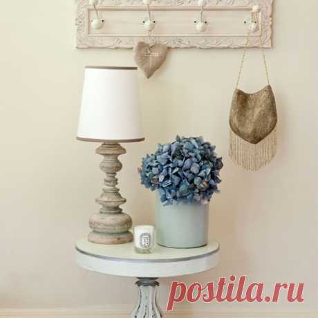 Cheerful country hallway | Hallway storage idea | housetohome.co.uk