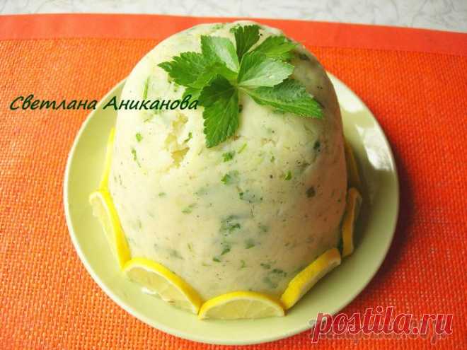 Оригинальный закусочный торт из картофельного пюре