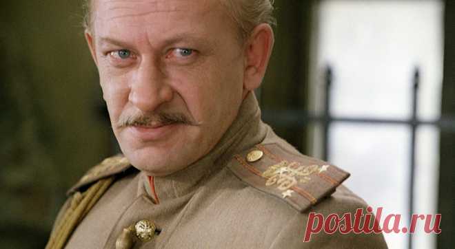 Евгений Евстигнеев: между джазом и театром . Милая Я