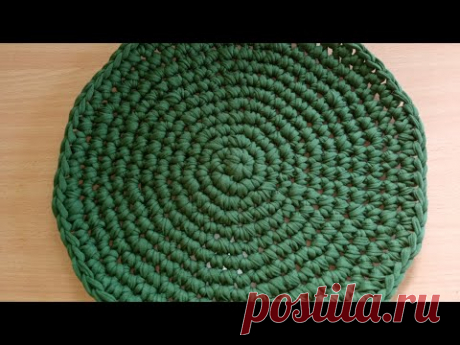 Вяжем ровный, круглый коврик крючком из трикотажной пряжи. Подробный МК для начинающих