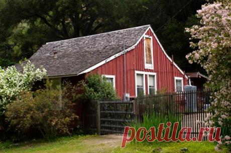 Свет и газ: как провести коммуникации на дачный участок АиФ.ru выяснил, как можно самостоятельно подключиться к газовым и электрическим сетям на приусадебном участке.