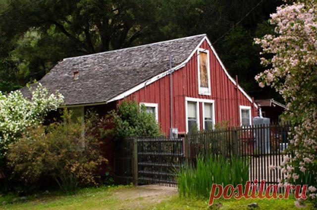 Свет и газ: как провести коммуникации на дачный участок АиФ.ru выяснил, как можно самостоятельно подключиться к газовым и электрическим сетям на приусадебном участке.