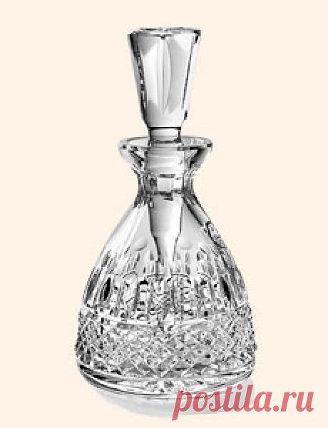 Гордыня не украшает человека ни в молодости, ни тем более в старости. И грустно смотреть на того, кто, чувствуя свое бессилие и никчемность в настоящем, пытается жить своими прошлыми успехами и достижениями. Одну такую поучительную историю расскажет вам моя басня в стихах.