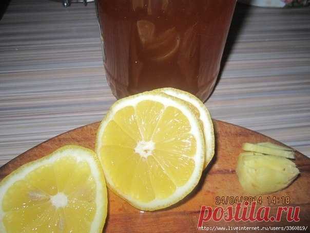 Сбитень 

Напиток старинный и почему-то забытый. А зря, ведь он очень вкусный. По вкусу сбитень похож на пряный лимонад. Сбитень отлично идёт зимой в горячем виде вместо чая, а летом в охлаждённом со льдом.
И…