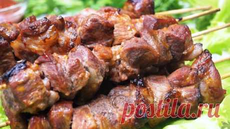 Šašlykas orkaitėje yra minkštas, sultingas! Visa paslaptis slypi marinate - IDOMUSKAITYTI.LT
