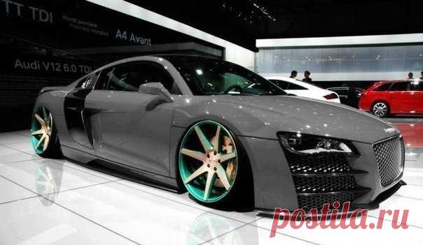 Audi R8