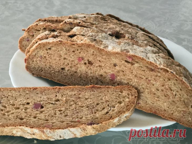 Sauerkrautbrot или Хлеб с квашеной капустой Добрый день!Давненько я заглядывалась на этот рецепт, да всё никак не могла решиться. Квашеная капуста в хлебе? Вот даже представить не могла, какой же он на вкус получится: кислый? соленый? а есть-то...