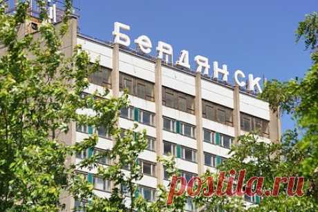 Врач рассказала о бунте наркозависимых в Бердянске. Главврач Запорожского областного центра по оказанию психиатрической и наркологической помощи Алена Дихтярь рассказала, что после начала спецоперации наркозависимые пациенты психоневрологического диспансера в Бердянске устроили в лечебном учреждении бунт. Ее слова приводит РИА Новости.