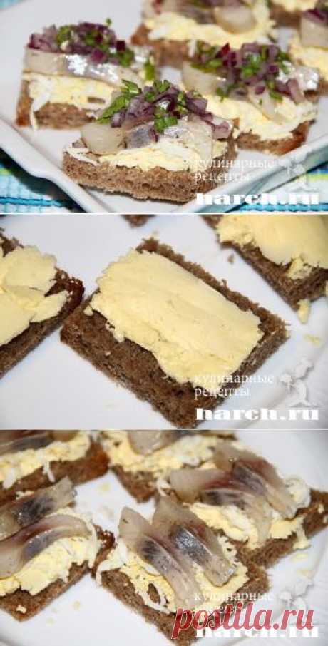 Канапе с селедкой и яйцом