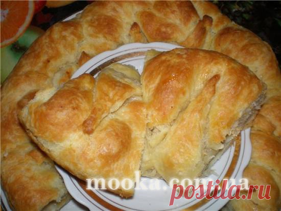 Тесто "Рублёвское ".  Вкусное, слоистое, пышное
*** по ссылке  http://hlebopechka.ru/index.php?option=com_smf&Itemid=126&topic=92527.0  тот же рецепт, но много интересных комментариев/отчетов)