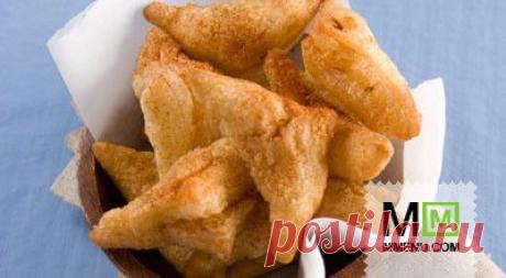 Мини-пирожки с индейкой, жаренные во фритюре - кулинарный рецепт. Миллион Меню