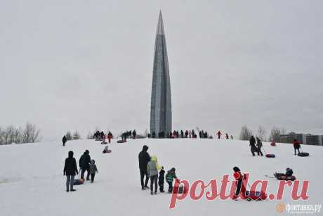 Снегопад в Петербурге прекратился - 12 января 2025 - ФОНТАНКА.ру