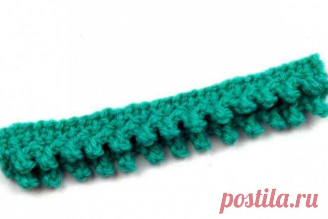 Объемная кайма с пико Эту несложную объемную кайму с пико можно использовать для отделки краев любых вязаных изделий. Кайму можно сделать двухцветной, а, добавив еще 2 ряда, даже трехцветной.