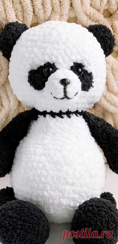 PDF Пандёныш крючком. FREE crochet pattern; Аmigurumi doll patterns. Амигуруми схемы и описания на русском. Вязаные игрушки и поделки своими руками #amimore - Панда, медведь, плюшевый медвежонок, мишка из плюшевой пряжи.