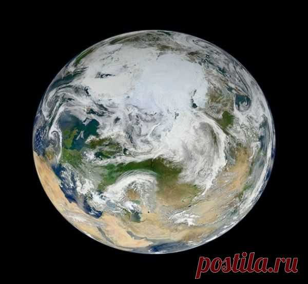 Фотография рельефа Земли и всей нашей планеты из космоса.  © NASA
|  15 лучших снимков NASA из космоса | Фото | Аргументы и Факты