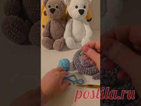 That's how you can easily make a magic ring with plush yarn without any trouble
