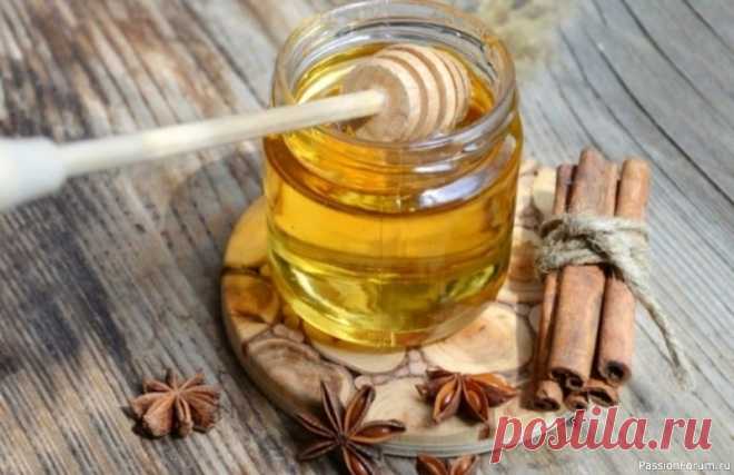Вкусное лекарство – мед и корица Рецепт для долголетия из 2-х ингредиентовСостав «вкусного лекарства» простой – мед и корица.Свойства меда изучены уже давно, его химический состав восхищает, при длительном применении он имеет ярко выраженный лечебный и профилактический эффект.Для приготовления нужно:Взять мед и корицу в...