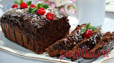 Свекольный кекс с вишней