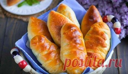 Пирожки из дрожжевого теста – нежные как пух и тающие во рту 30.03.201916.11.2019. Доброго времени суток, дорогие наши читатели. Давно хотела испечь вкусные пирожки, наконец случилось. Ведь кроме мягких булочек, очень популярной выпечка являются именно они, опять же вспоминается сразу бабушка. Раньше не могла понять, как бабушка успевает быстро приготовить много вкусняшек. Вот просыпаешься летним раним днем в деревне, а бабушка уже напекла целую гору и заваривает вкусный ч...